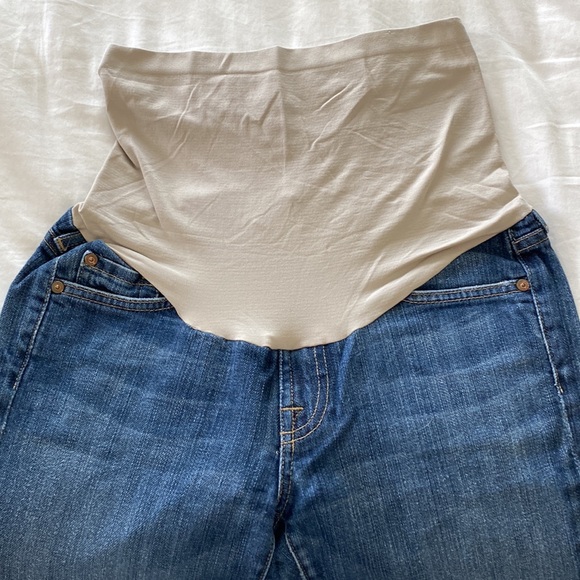 7 Maternity Jeans for A Pea in the Pod - Picture 8 of 8